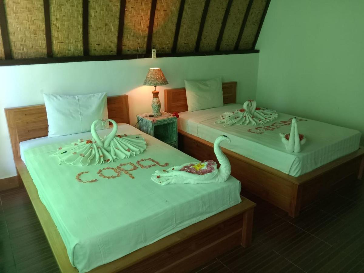 Copacabana Gili Air Hotel Exterior photo